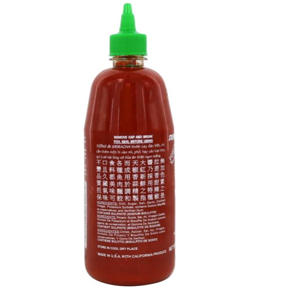 Huy Fong Foods Sriracha Hot Chili Sauce Bottle, 28 oz